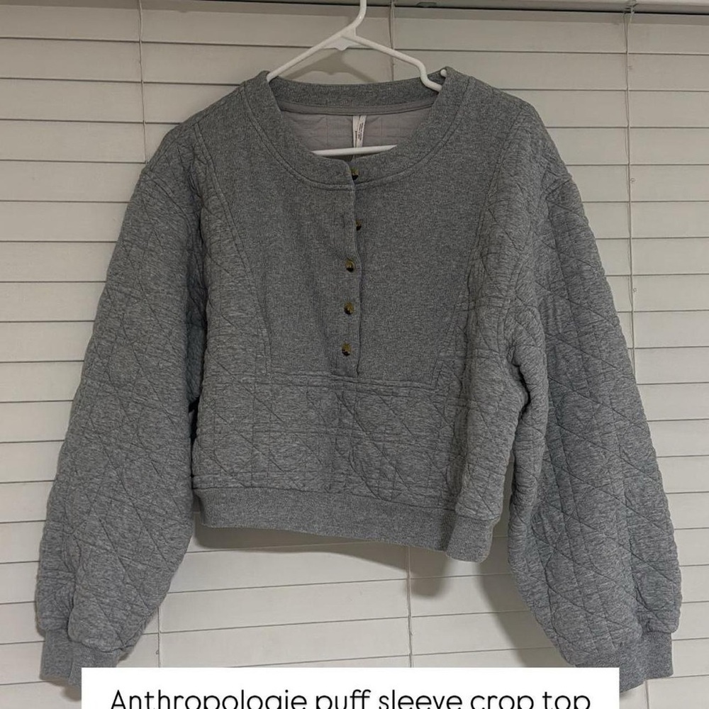 Anthropologie Quilted Puff Sleeve Cropped Sweatshirt in Light Gray